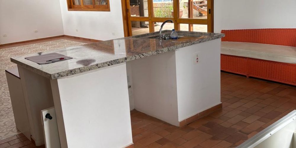 564ac650-5769-4bad-b4f0-4885c0ddc69e